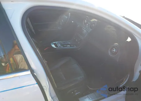 2012 Jaguar Xj z USA, uszkodzony, nr VIN SAJWA1CBXCLV28806